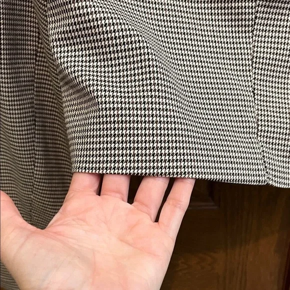 Stradivarius Women's Black, Brown, & Cream Cropped Blazer - Picture 9 of 9